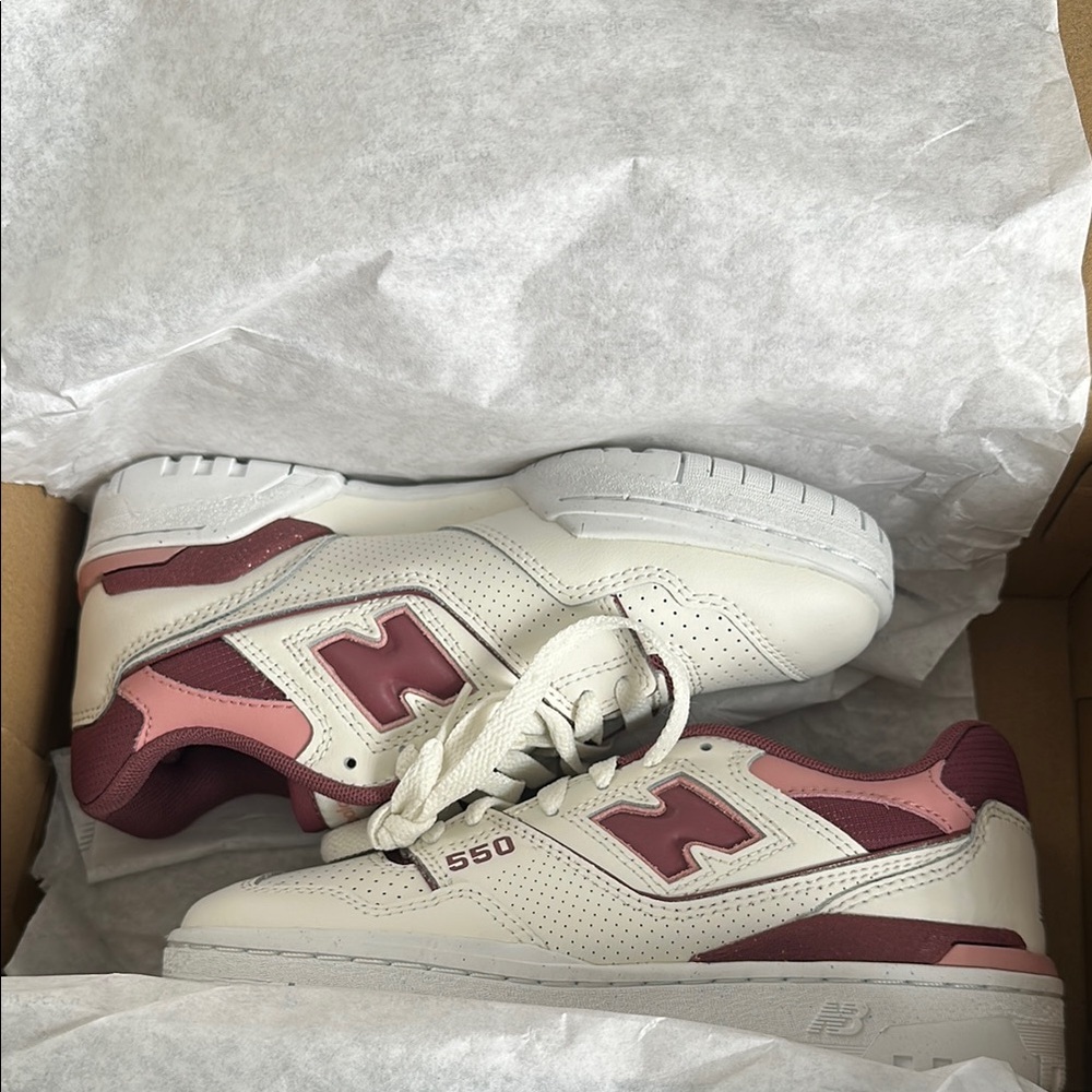 New Balance 550 Sneakers